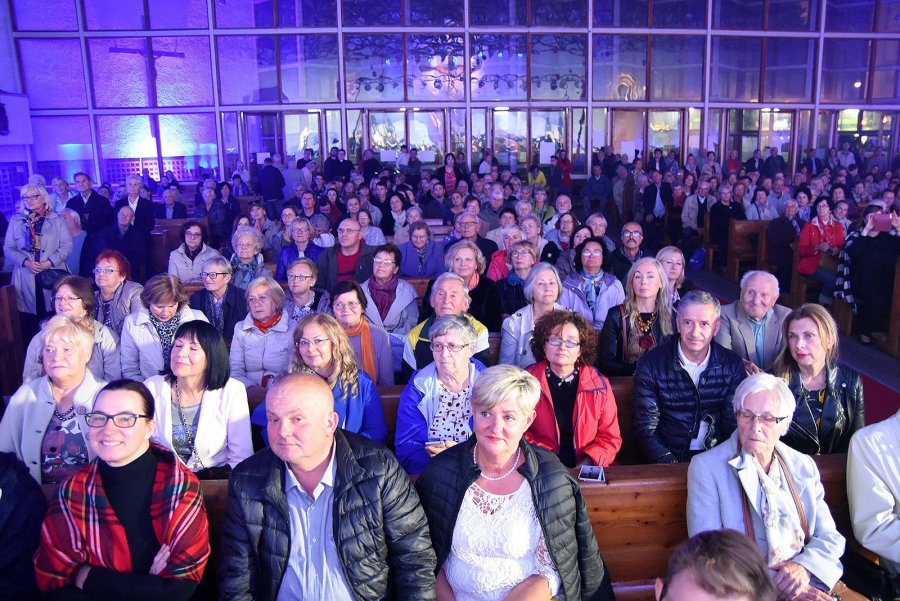 "Dekalog - dziesięć prostych słów" - koncert papieski w Gdyni // fot. Michał Puszczewicz