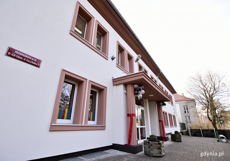 Przedszkole nr 22 w Gdyni po remoncie elewacji i termomodernizacji, fot. Kamil Złoch