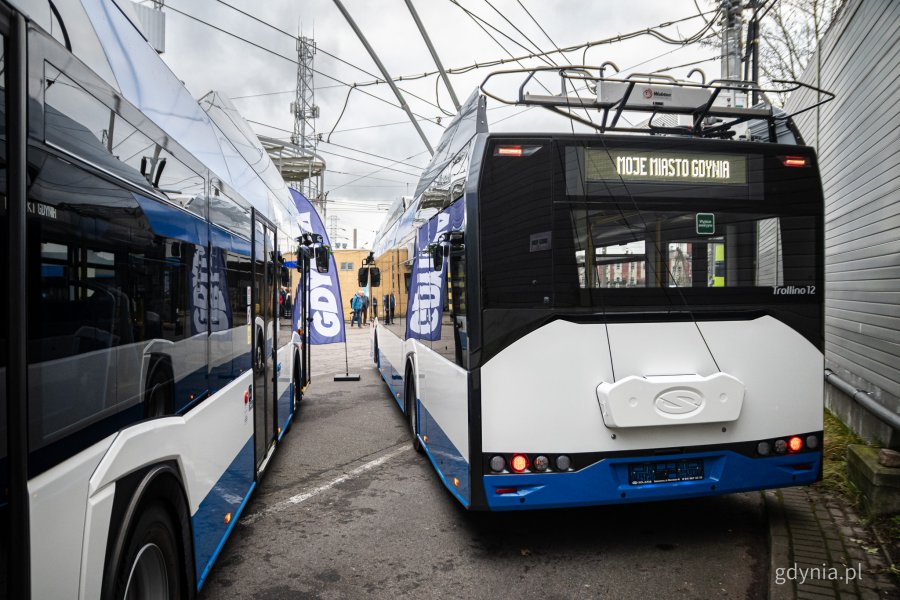 Sześć nowych trolejbus&oacute;w marki Solaris dla PKT w Gdyni (fot. Kamil Złoch)
