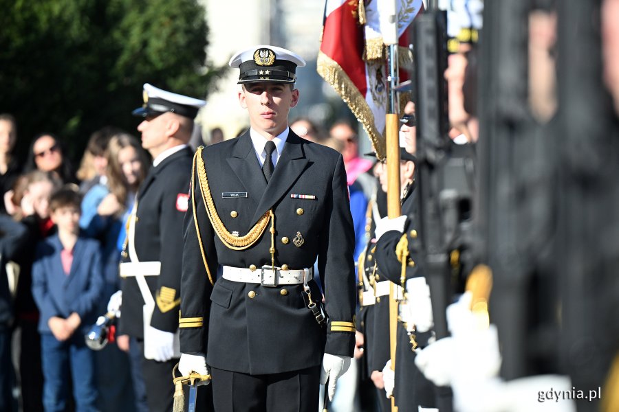  Dzień Polskiego Państwa Podziemnego – uroczystości z okazji 86. rocznicy jego utworzenia pod Pomnikiem Armii Krajowej w Gdyni (fot. Michał Puszczewicz)
