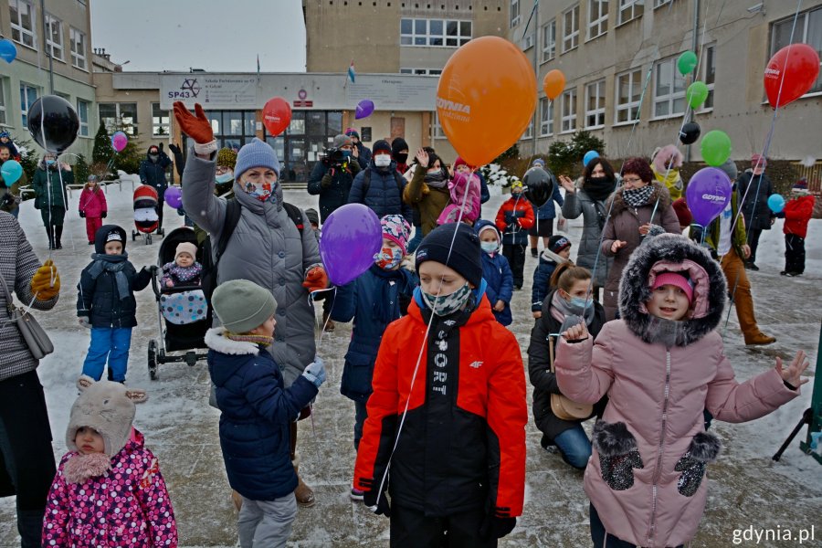 "Wielki przejazd po mieście" w ciągu dwóch dni odwiedzi wszystkie 21 dzielnic Gdyni // fot. Paweł Kukla