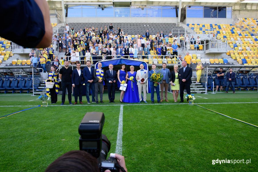 Ślub na Stadionie Miejskim / fot. Dawid Linkowski