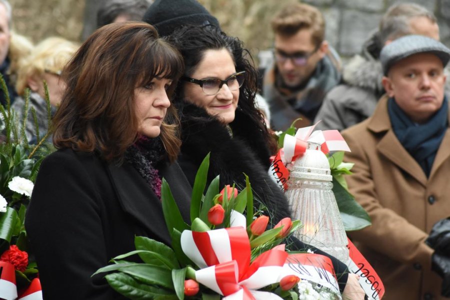 Odsłonięcie tablicy Pamięci Ofiar Stutthof na cmentarzu witomińskim // fot. Lechosław Dzierżak