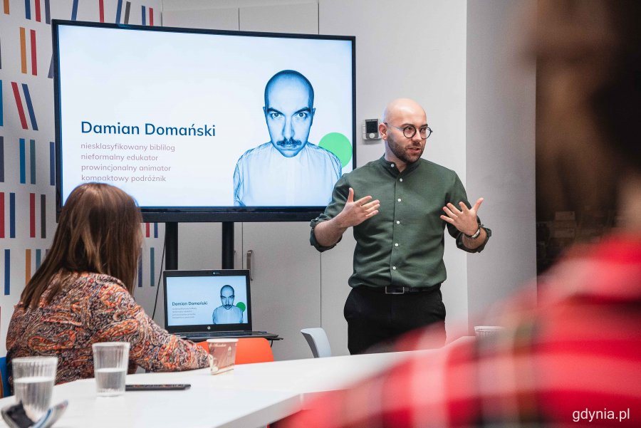 Damian Domański, prowadzący warsztaty, fot. Kamil Złoch