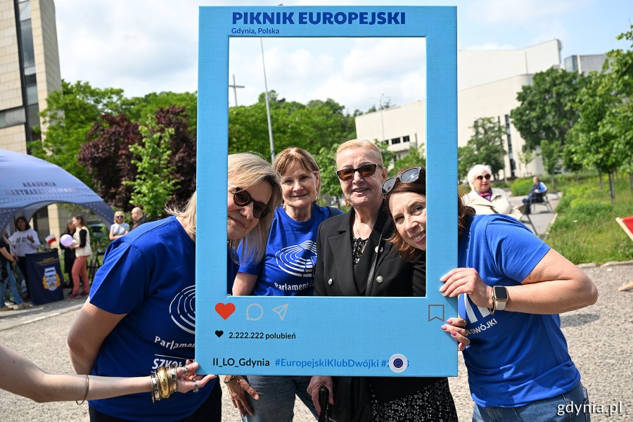Piknik Europejski na Placu Wolnej Ukrainy w Gdyni (fot. Michał Puszczewicz)