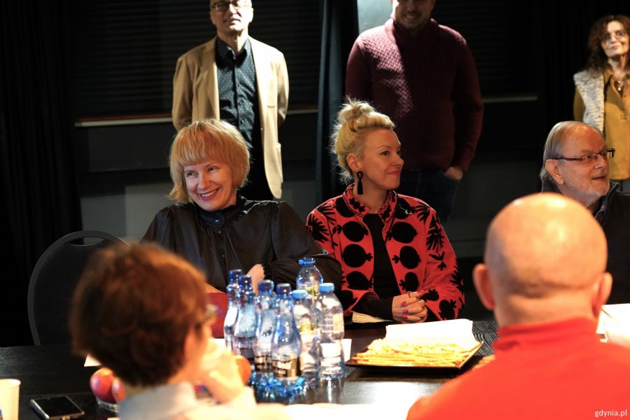 Wybrani członkowie Gdyńskiej Rady Kultury na spotkaniu w Teatrze Miejskim 