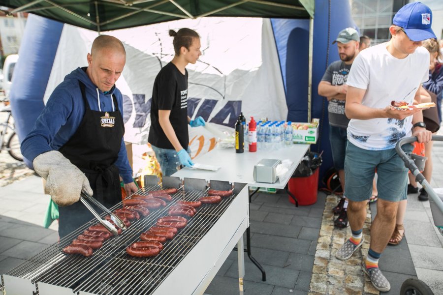 Rodzinny piknik z Ironmanem // fot. Karol Stańczak