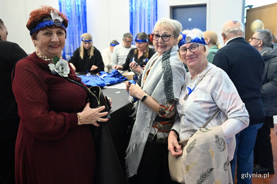 Seniorki na urodzinowym &bdquo;Balu na Batorym&rdquo;