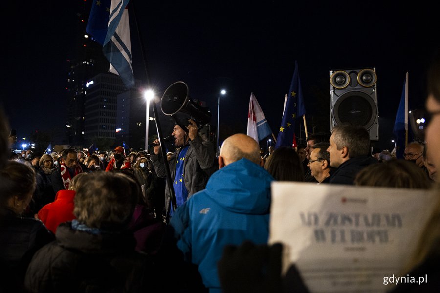 Wiec "Gdynia zostaje w Unii Europejskiej" na skwerze Kościuszki. Fot. Przemysław Kozłowski