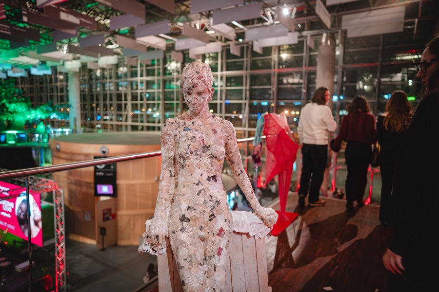 Rzeźba student&oacute;w ASP