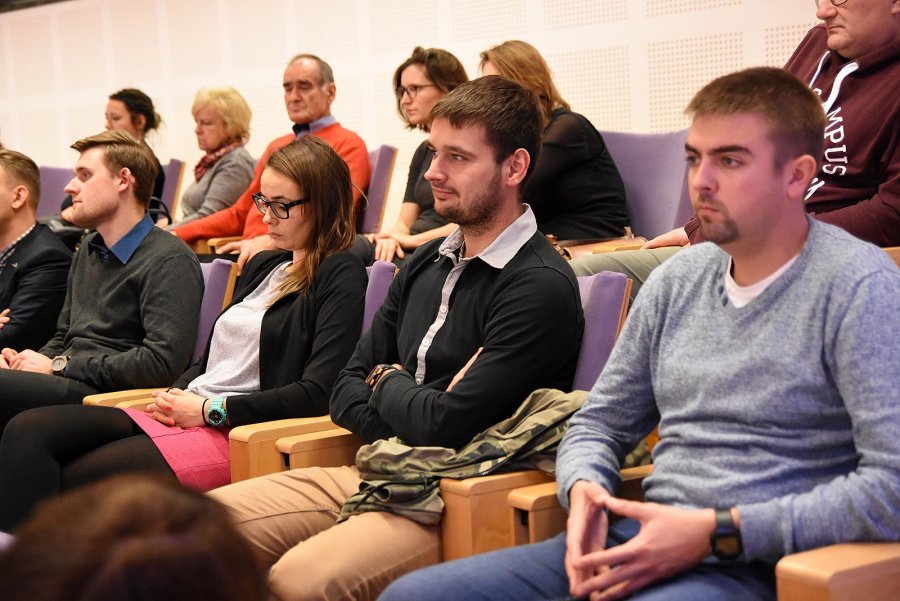 Śledzie i Wieloryb dla gdyńskich organizacji pozarządowych // fot. Michał Puszczewicz