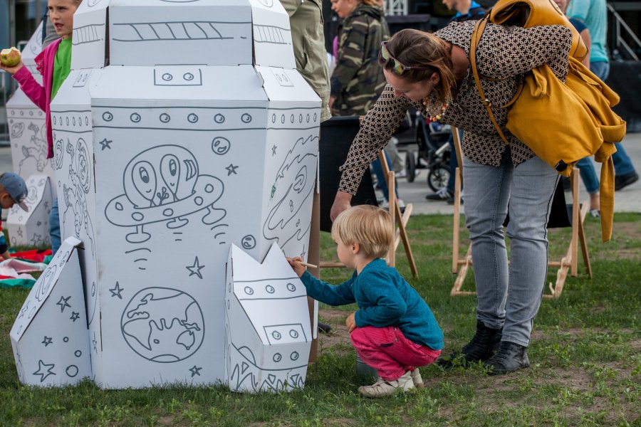 Totalny kosmos, czyli otwarcie nowego kompleksu w Chwarznie-Wiczlinie dla mieszkańców, fot. Adam Małecki