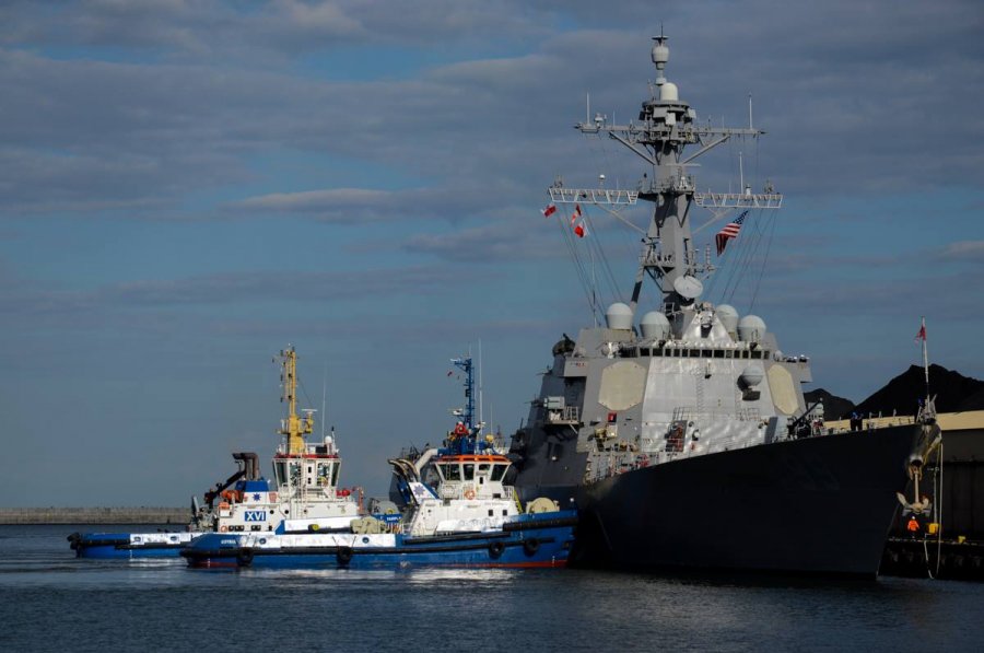 Amerykański niszczyciel rakietowy USS Farragut, fot. kmdr ppor. Radosław Pioch