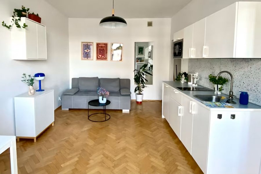 Salon z aneksem kuchennym w obiekcie Mewa Gdynia