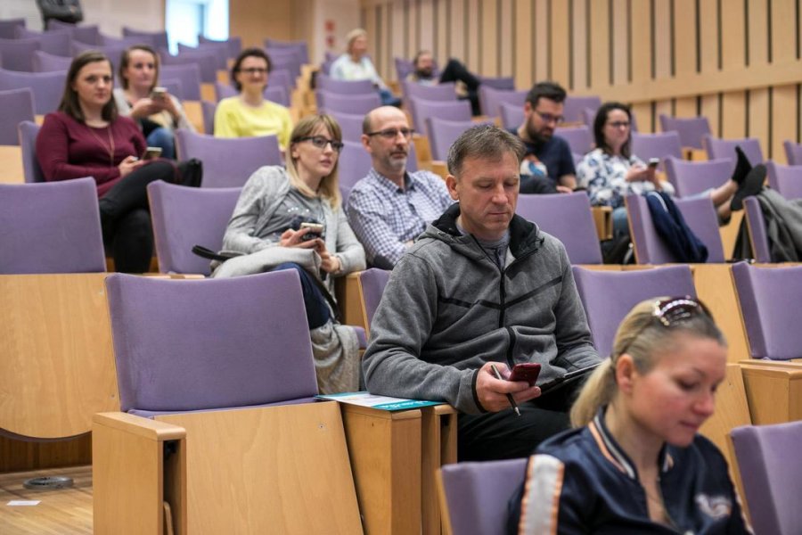 Seminarium "Mój pierwszy smartfon" w PPNT, fot. Karol Stańczak