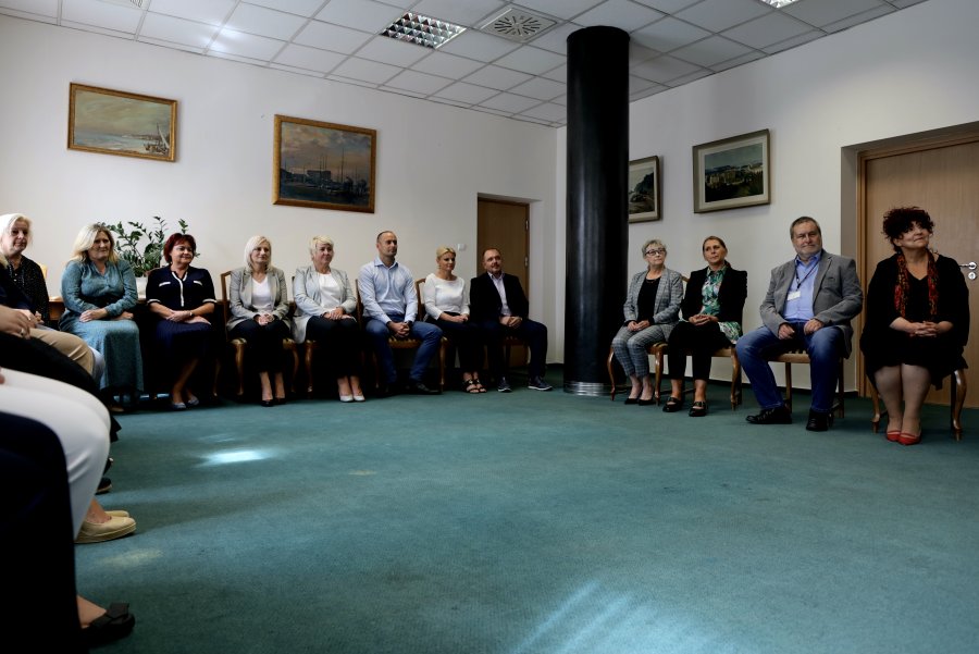 Uroczyste wręczenie nominacji dla kadry kierowniczej nowej struktury pionu skarbnika w Urzędzie Miasta Gdyni / fot. Paweł Marszałkowski