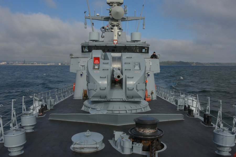 ORP „Grom” ćwiczy na wodach Zatoki Gdańskiej // fot. kmdr ppor. Radosław Pioch / 3.FO