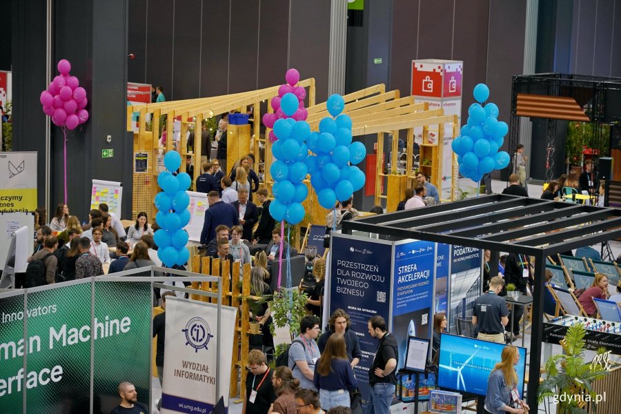 Stoisko Gdyni, PPNT oraz Invest in Gdynia na Infoshare