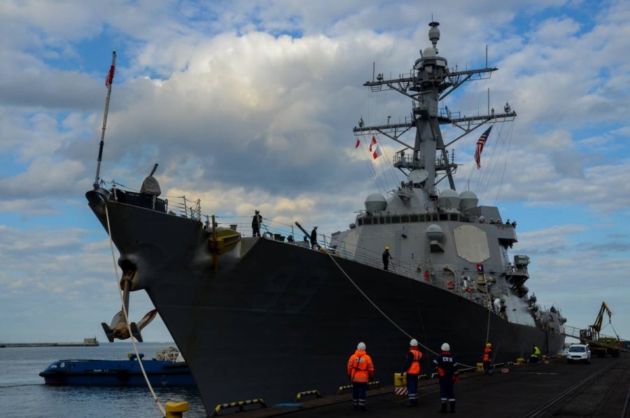 Amerykański niszczyciel rakietowy USS Farragut, fot. kmdr ppor. Radosław Pioch