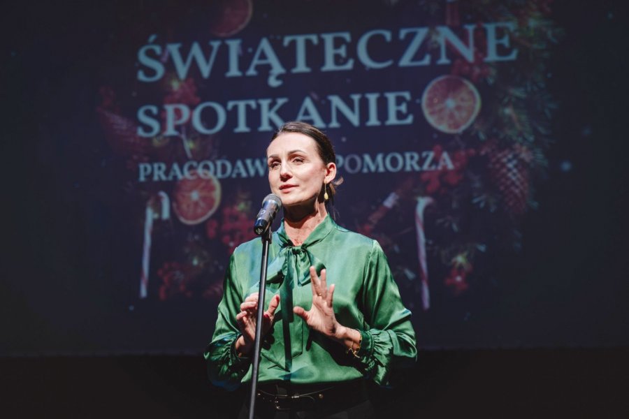 Beata Rutkiewicz, wojewoda pomorska, podczas spotkania świątecznego Pracodawców Pomorza