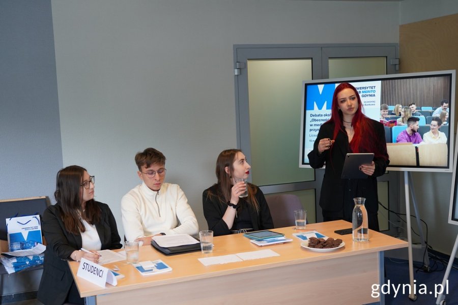 Studenci Uniwersytetu WSB Merito jako opozycja