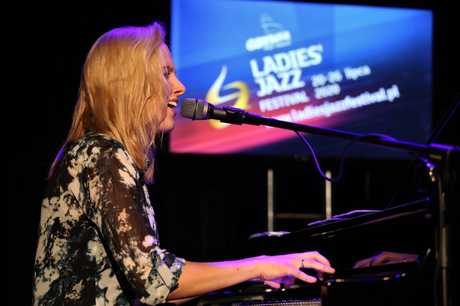 Koncert Dominiki Czajkowskiej-Ptak w pierwszy dzień festiwalu Ladies' Jazz Festival 2020. Fot. Przemysław Kozłowski