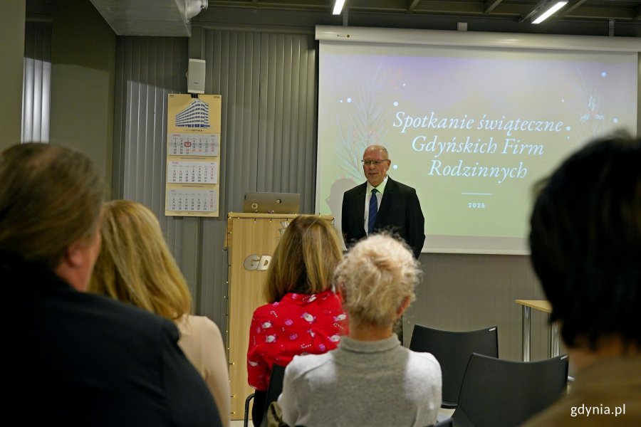 Markos Pagudis, prezes Agencji Rozwoju Gdyni, podczas świątecznego spotkania gdyńskich firm rodzinnych