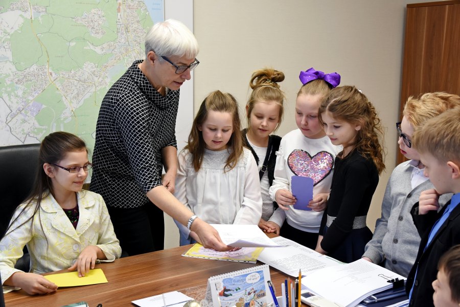 Przewodnicząca Rady Miasta Gdyni Joanna Zielińska opowiada o swojej pracy, fot. Michał Kowalski