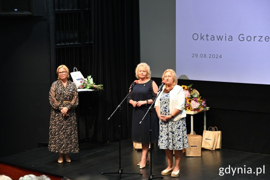 Na zdj. wiceprezydentka Oktawia Gorzeńska i przedstawicielki związków zawodowych: prezes Ewa Biernacka i przewodnicząca Zdzisława Hacio
