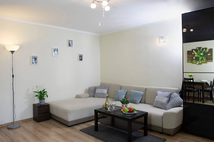 Apartament Wzgórze, widok na salon