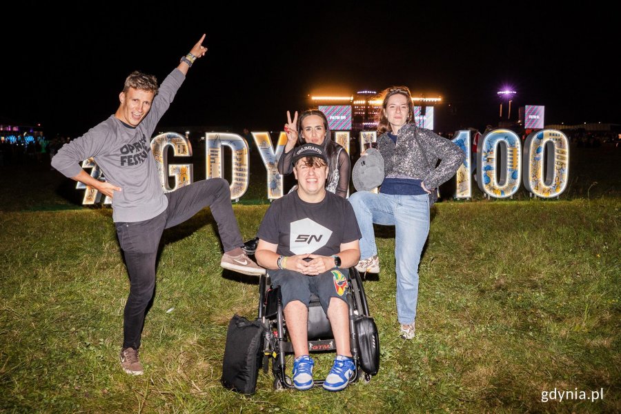 Uczestnicy festiwalu przy hashtagu #Gdynia100 