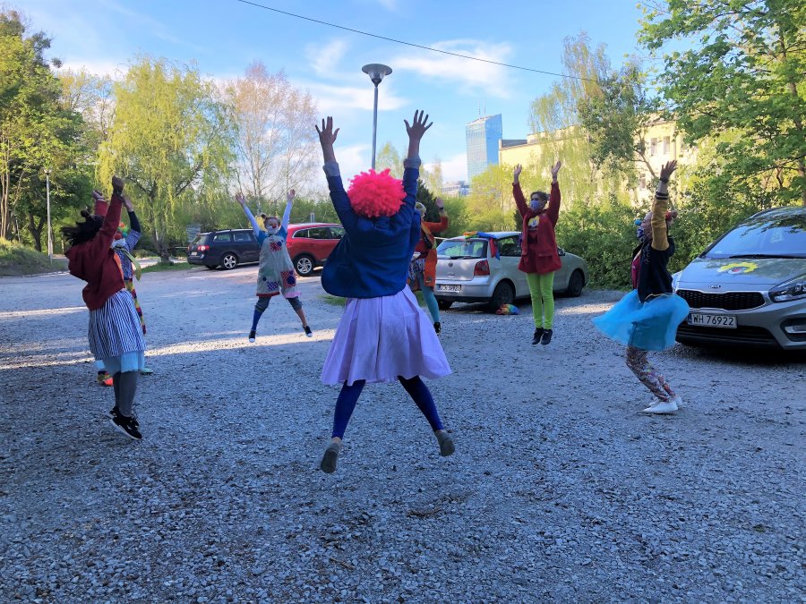  „Dr Clown”  realizuje program „terapii śmiechem”, fot. Fundacja „Dr Clown”