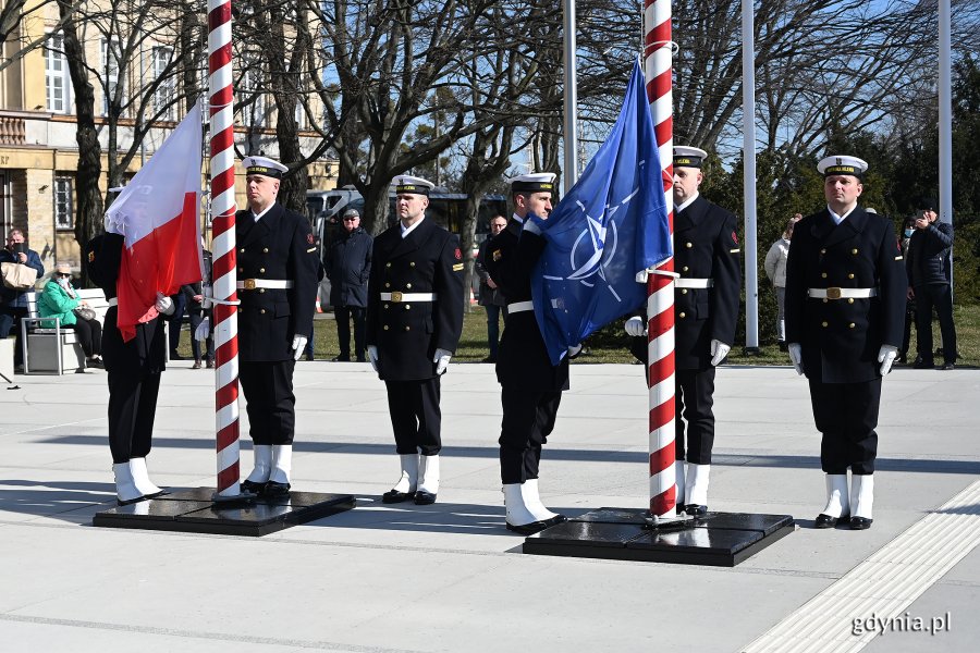 Uroczystości w Gdyni z okazji 23. rocznicy wstąpienia Polski do NATO, fot. Michał Puszczewicz