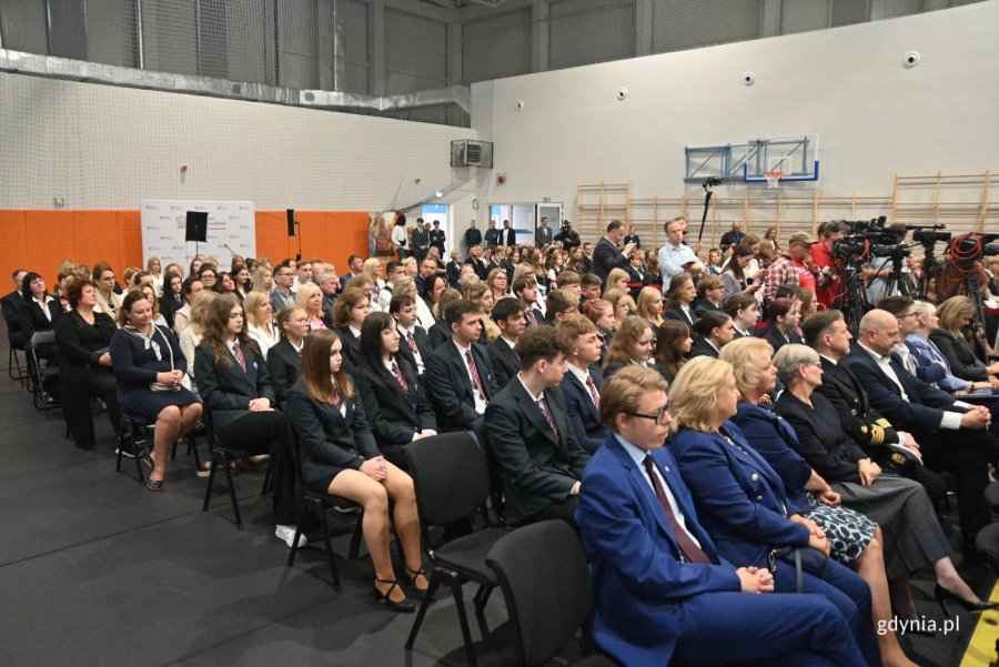 Uczestnicy inauguracji (fot. Magdalena Starnawska)