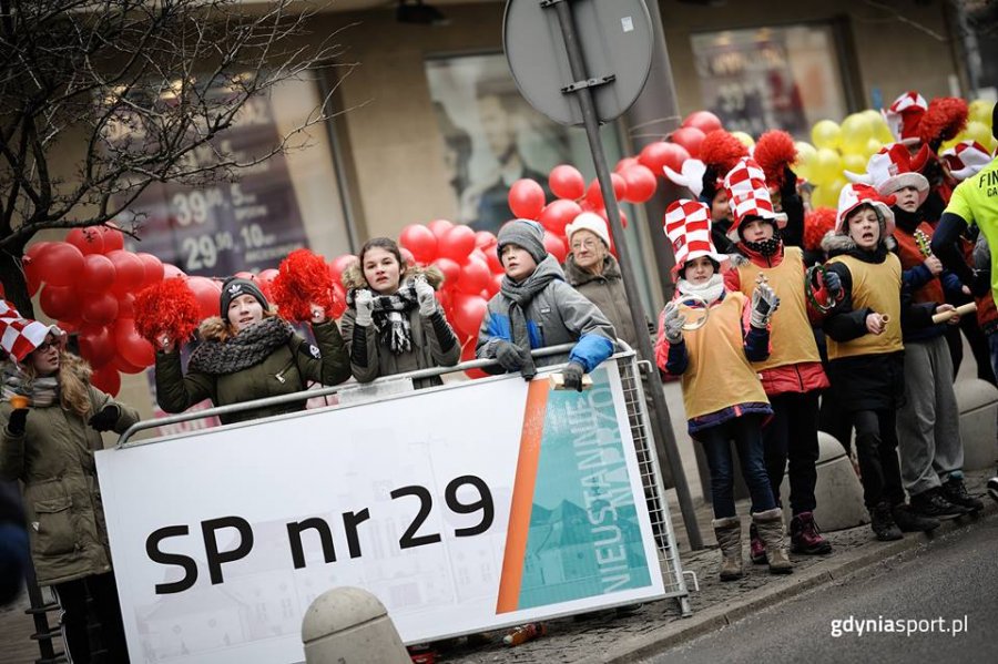 Uczniowie SP nr 29 na trasie Biegu Urodzinowego z PKO Bankiem Polskim
