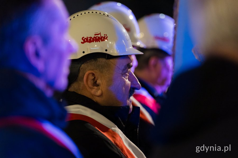 Przedstawiciele NSZZ „Solidarność” pod pomnikiem Ofiar Terroru Komunistycznego