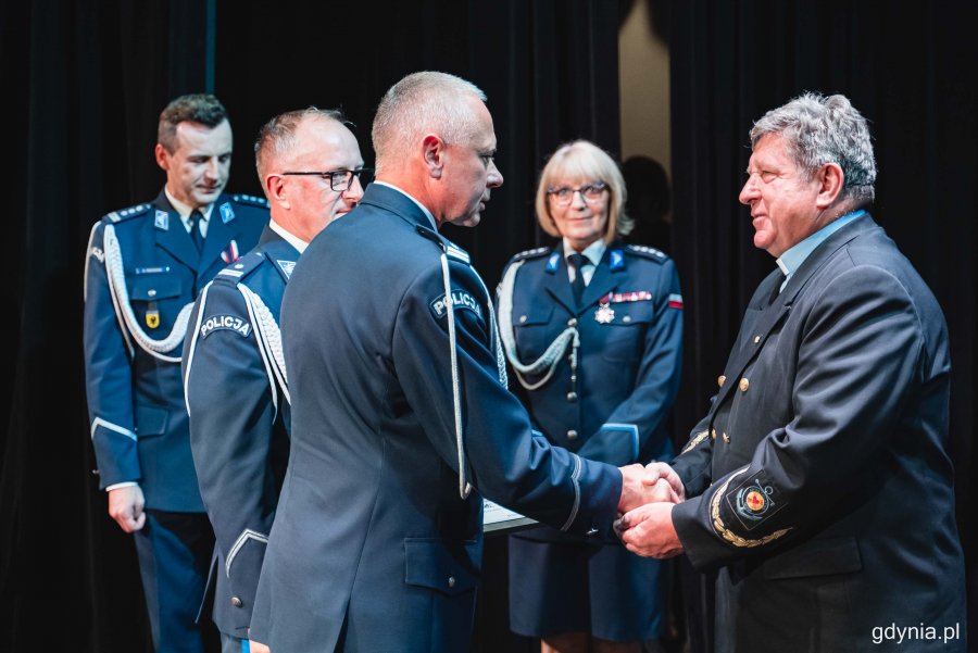 Święto Policji w Konsulacie Kultury w Gdyni, fot. Kamil Złoch