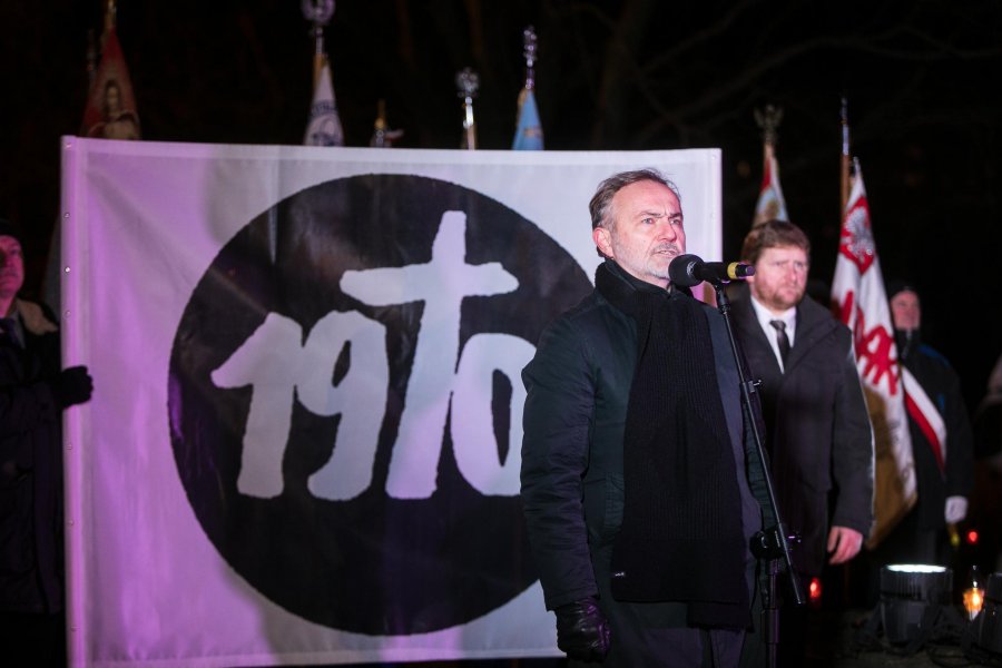 Wieczorne uroczystości upamiętniające ofiary Grudnia '70 // fot. Karol Stańczak