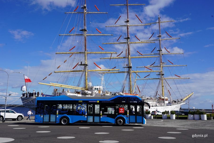 Autobus wodorowy (fot. Magdalena Starnawska)