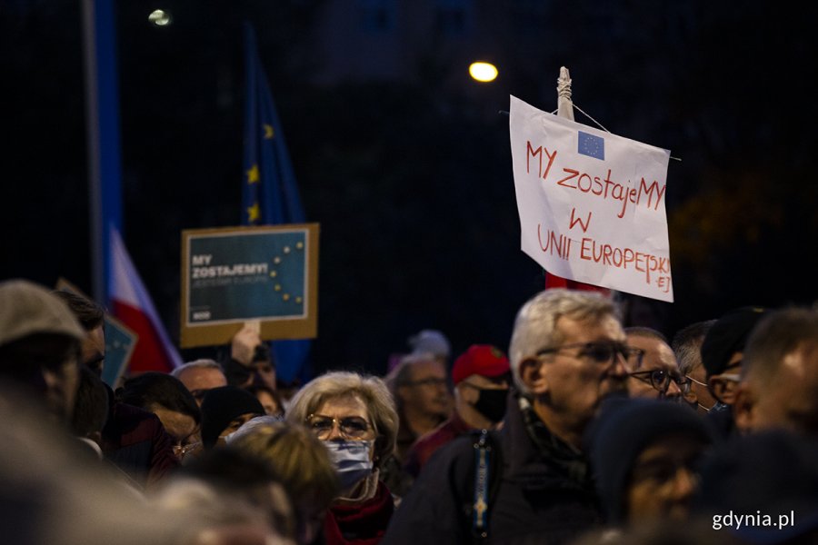 Wiec "Gdynia zostaje w Unii Europejskiej" na skwerze Kościuszki. Fot. Przemysław Kozłowski