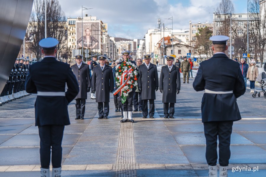 Uroczystości przy Pomniku Polski Morskiej w Gdyni z okazji 24. rocznicy przystąpienia Polski do NATO, fot. M. Dietrich