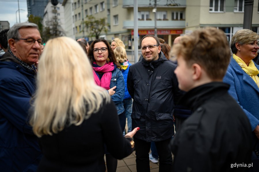 W uroczystości otwarcia Centrum Aktywności Rodziny wzięli udział m.in. wiceprzewodniczący Rady Miasta Andrzej Bień oraz radny Zenon Roda // fot. Dawid Linkowski