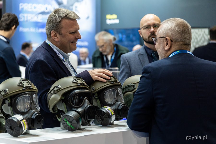 Strefa wystawców. Pierwszy dzień 23. Międzynarodowych Targów Morskich i Militarnych BaltExpo w AmberExpo (fot. Kamil Złoch)