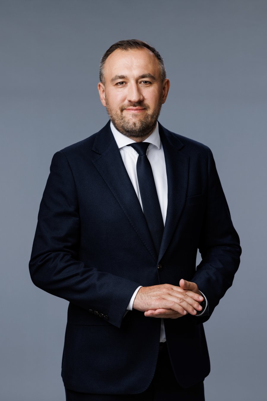 Tomasz Augustyniak, Dyrektor Zarządzający ds. Społecznych