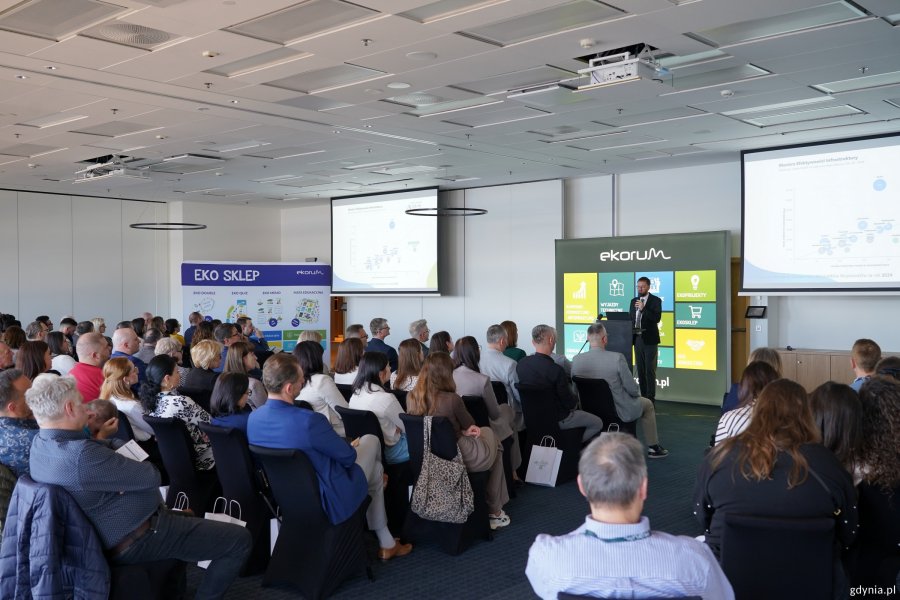 Uczestnicy konferencji w hotelu Courtyard by Marriott Gdynia Waterfront