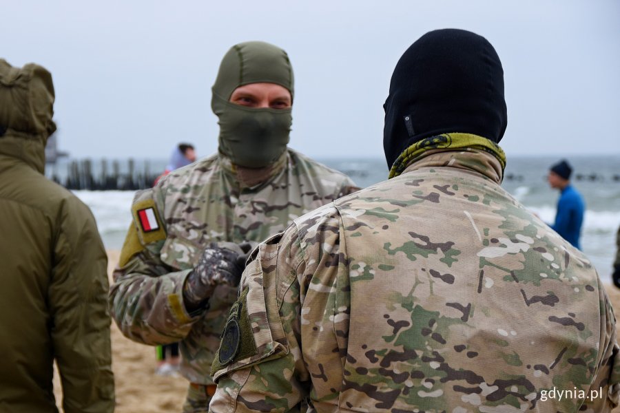 Odważny trening na plaży w Babich Dołach // fot. Paweł Kukla