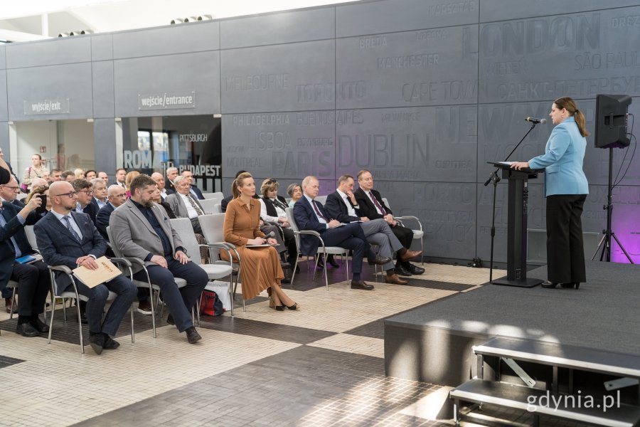 Uczestnicy Komitetu Honorowego Obchodów 100-lecia Gdyni (fot. Paweł Budziński)