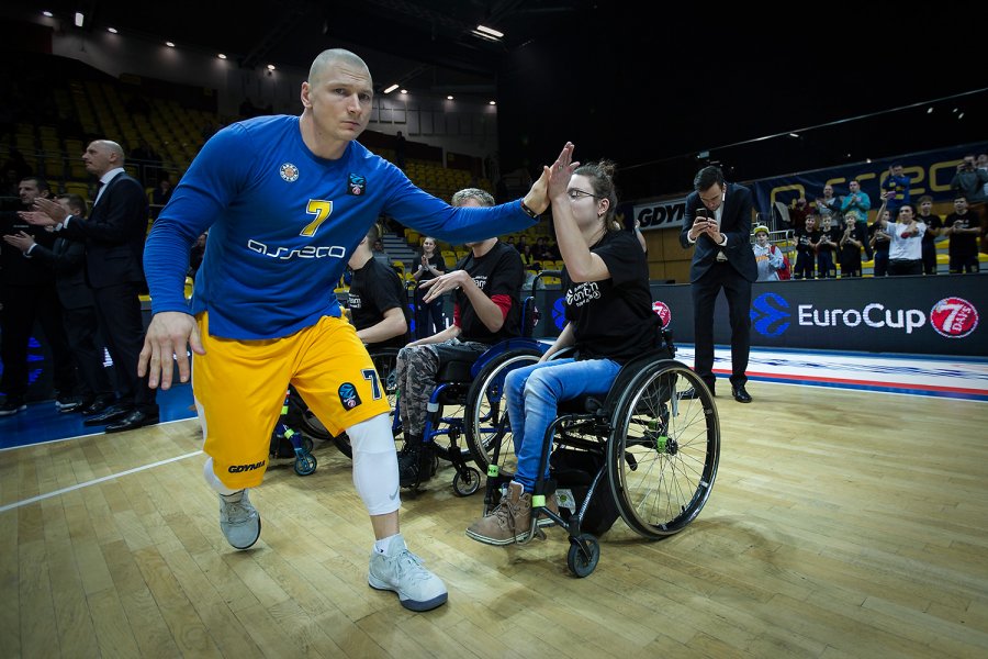 Gdyński OneTeam wystąpił w przerwie meczu EuroCup między Asseco Arką i Albą Berlin, fot. Mariusz Mazurczak