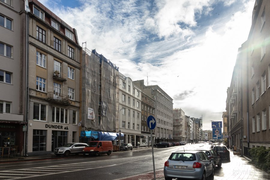 Prace remontowe dotowane przez miasto – budynek przy ul. Portowej 7 (fot. Kamil Złoch)