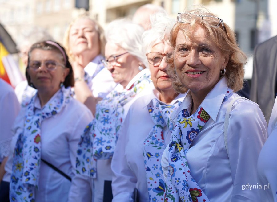 Na zdjęciu Ch&oacute;r &bdquo;Dzwon Kaszubski&rdquo; 